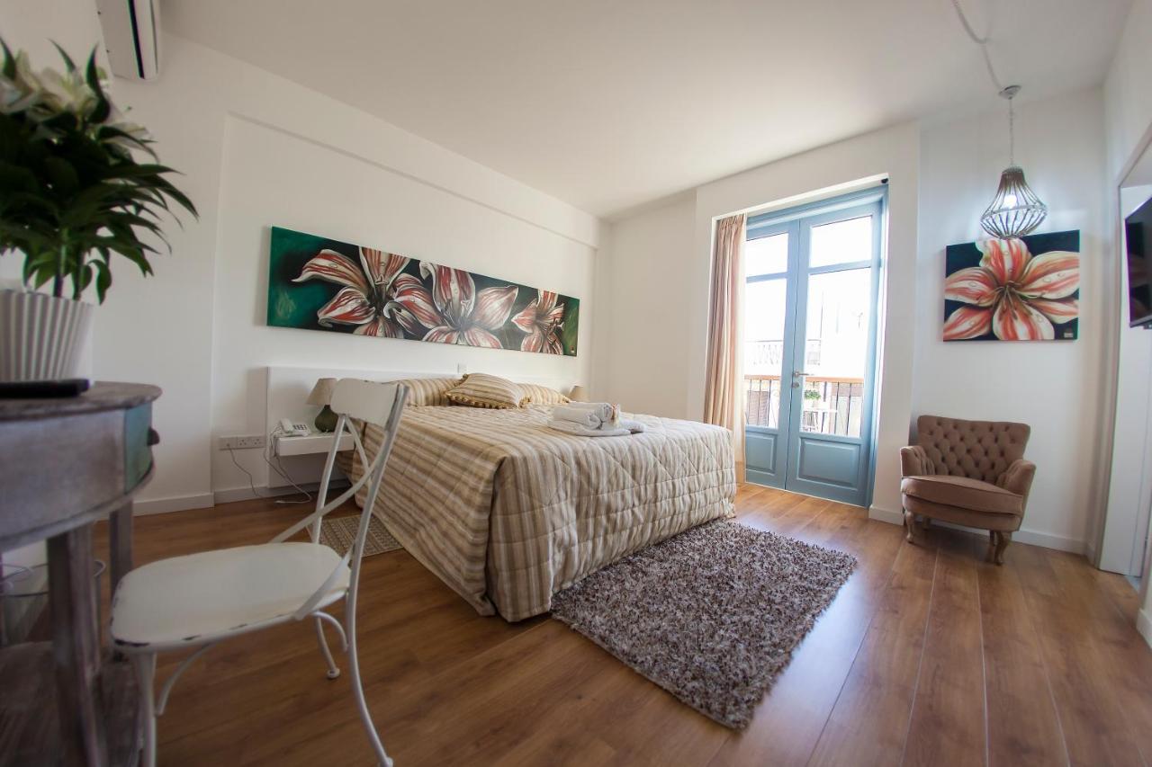 Operetta House Apartment Larnaca Bagian luar foto