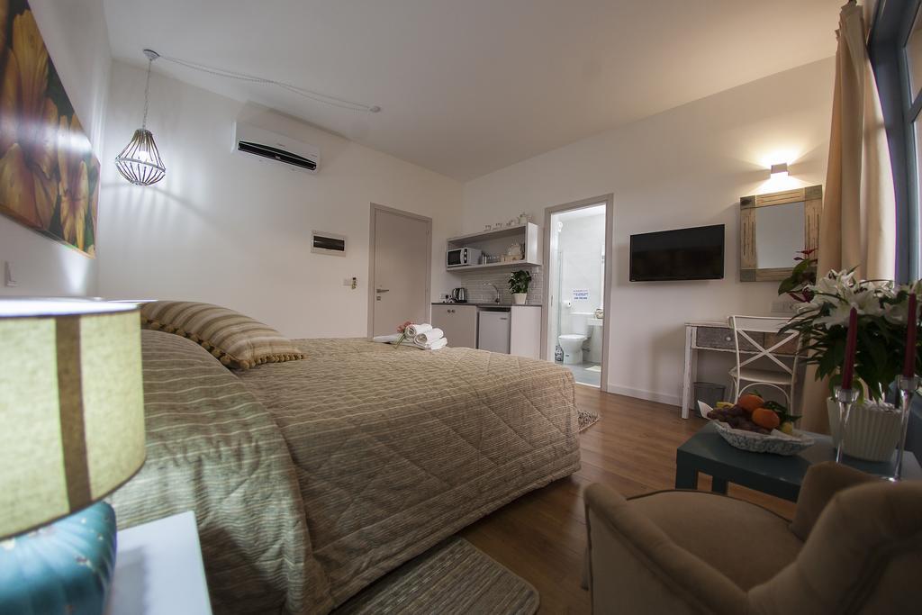 Operetta House Apartment Larnaca Bagian luar foto